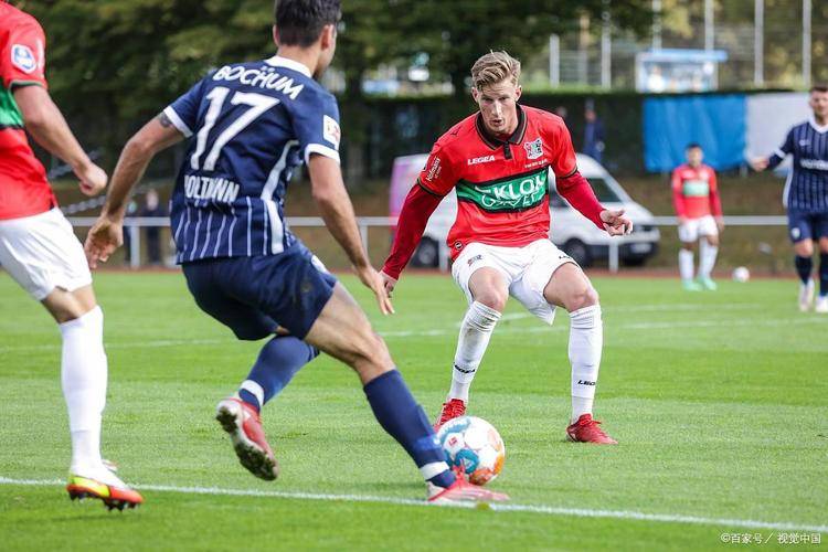 赛地聚焦：荷甲赛前热度飙升，阿贾克斯手感冰凉，媒体盛赞，轮换策略成焦点的简单介绍